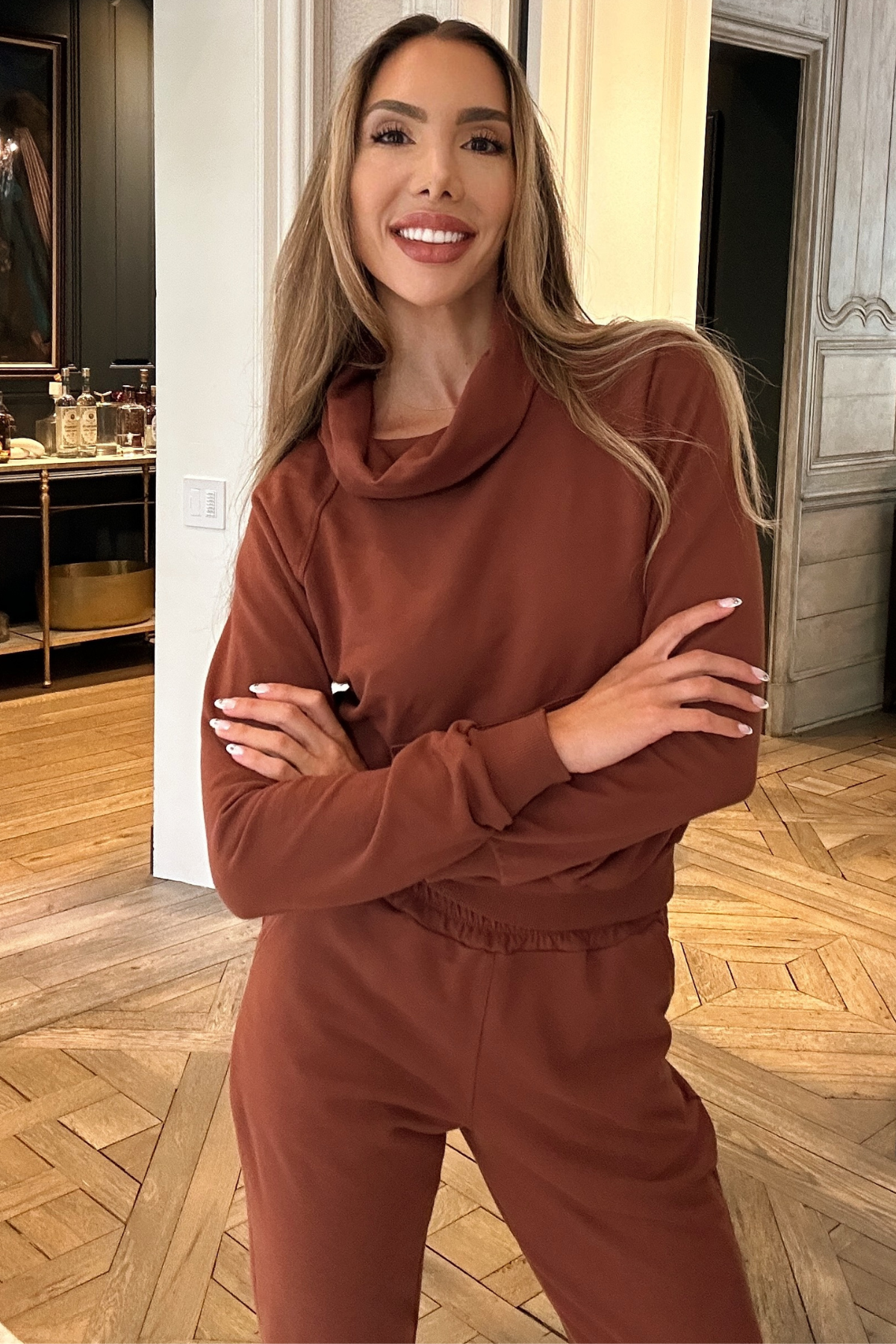 brown expresso jogger sweatpants cuffed comfortable pockets fleece atlanta boutique athleisure loungewear